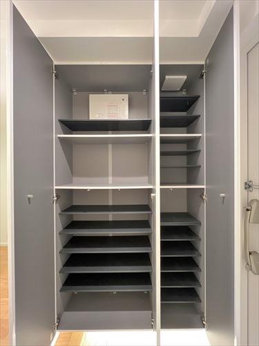 シューズボックス