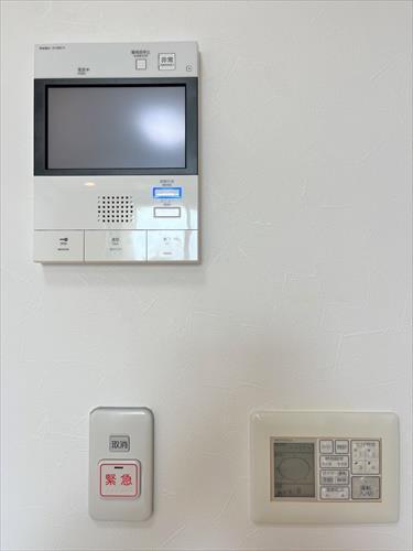 モニター付きインターフォン＆床暖房
