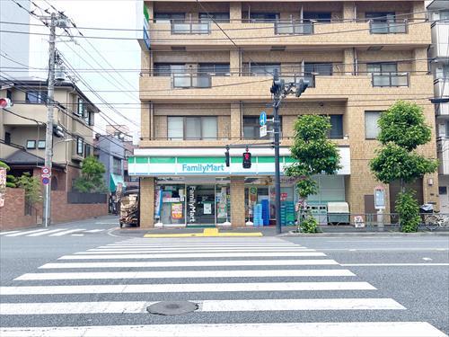 ファミリーマート大島二丁目店(270m)