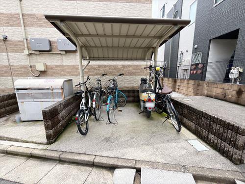 駐輪場