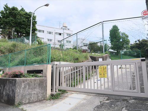 横浜市立生麦中学校まで2080m