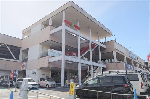 アクロスプラザ東神奈川まで400m