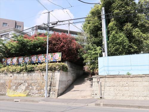 やよいケ丘幼稚園まで670m