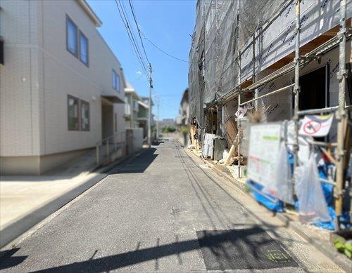 前面道路（2026年7月撮影）