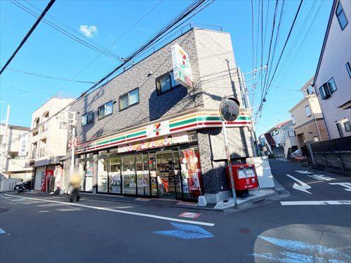 セブンイレブン杉並天沼2丁目店 440m