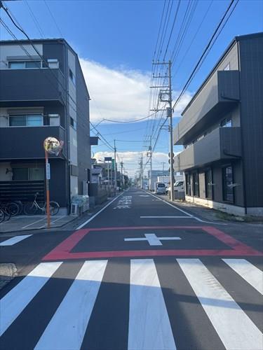 東側道路