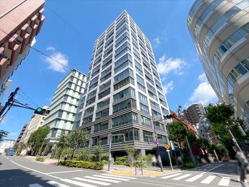 外観・前面道路(2026年9月撮影)