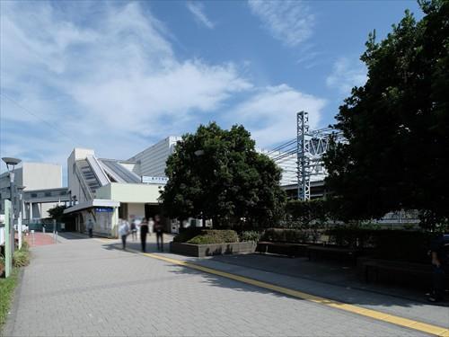 京浜急行電鉄本線 金沢文庫駅 徒歩23分
