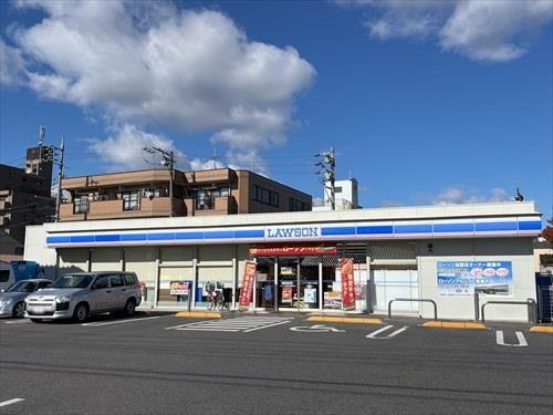 ローソン尾張旭印場駅前店まで180m