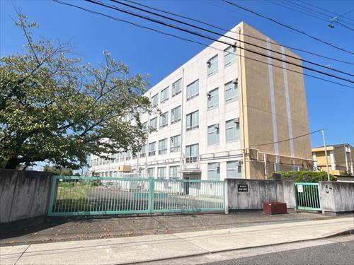 名古屋市立極楽小学校まで420m 名古屋市立極楽小学校まで420m