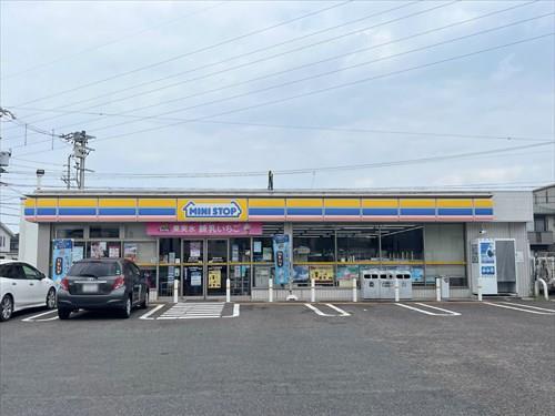 ミニストップ春日井大手町店まで420m ミニストップ春日井大手町店まで420m