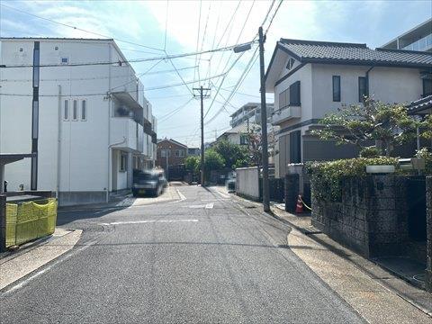 前面道路（2025年7月撮影）