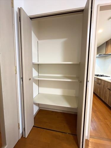 物入(リビング・ダイニング)