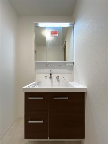 シャワー水栓付洗面化粧台