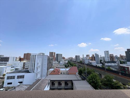 東側バルコニーからの眺望