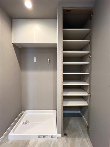 洗濯機置場・物入