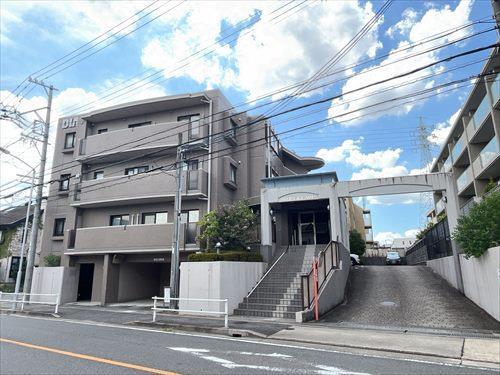 外観 (2025年9月撮影)