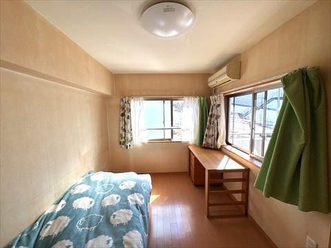 洋室（約5.8帖）