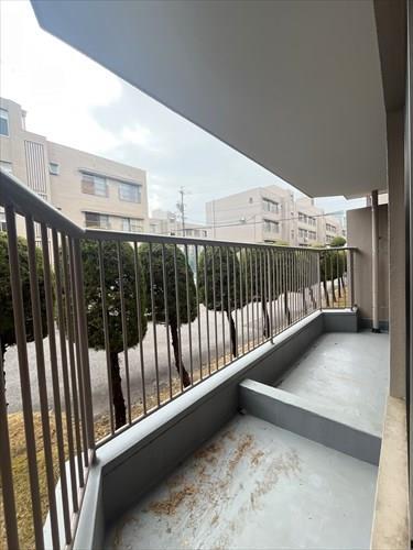 バルコニー(リビング・ダイニング側)-2