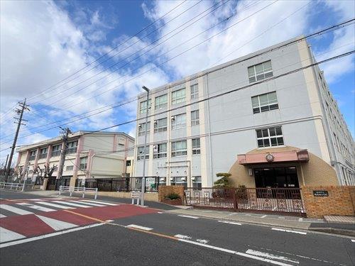 名古屋市立梅森坂小学校まで940m