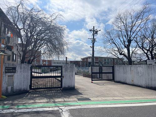 名古屋市立牧の池中学校まで970m