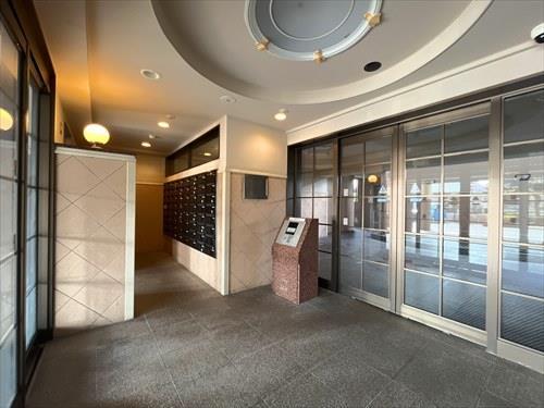 エントランス(風除室)