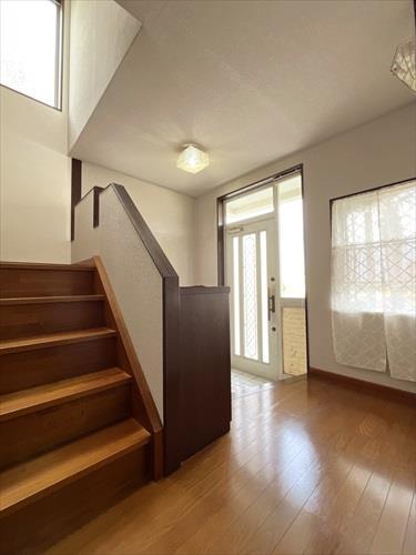 1階階段・ホール