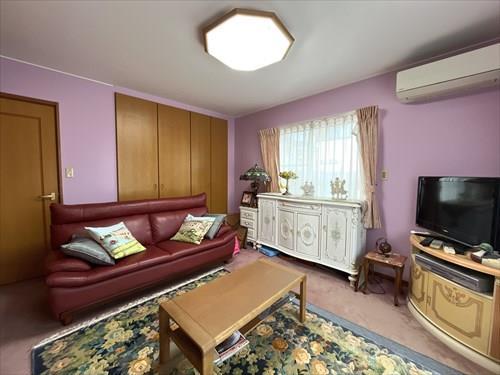 南東側洋室9帖-1