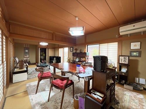 南西側和室16帖-1