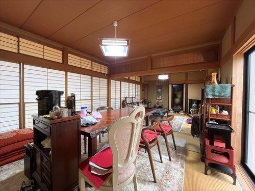 南西側和室16帖-2