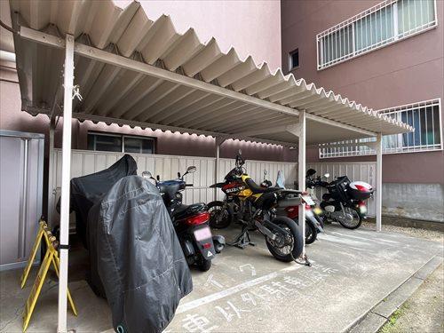 バイク置場