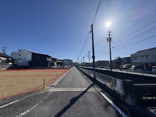 南側前面道路1