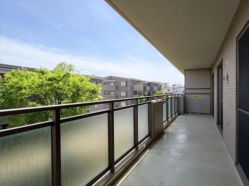 南側バルコニー-1