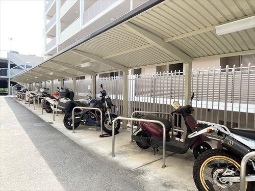 バイク置場