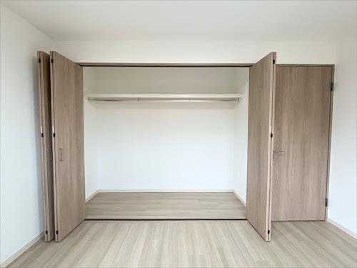 収納(北東側洋室約6帖)