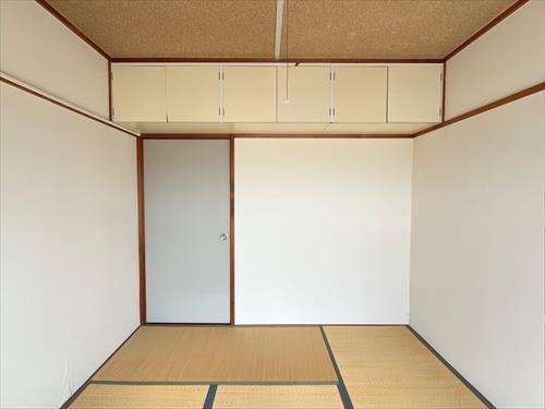 南東側和室6帖-1