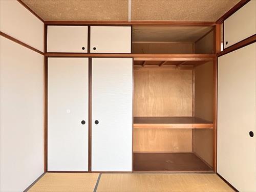 押入(南西側和室約6帖)