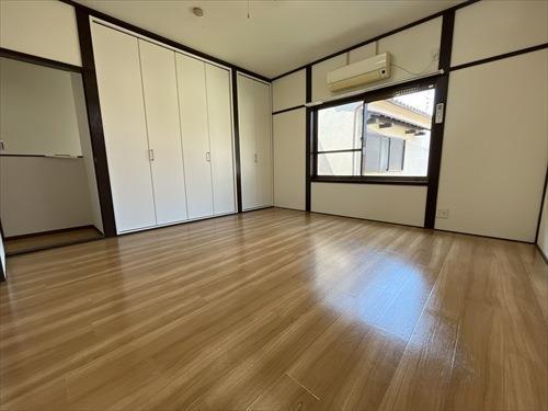 2階洋室（北側）