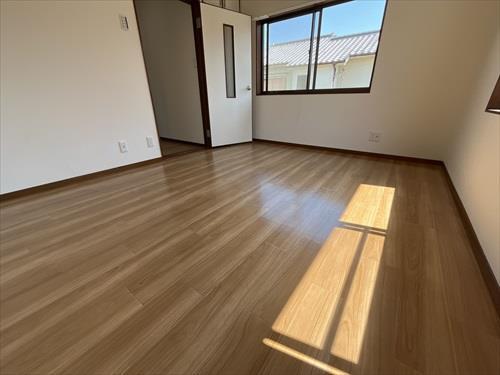 2階洋室（西側）