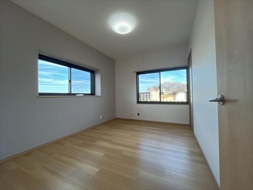 2階洋室（6帖）