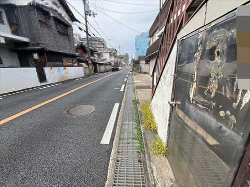 前面道路東側から 前面道路東側から