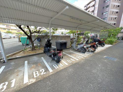 バイク置き場