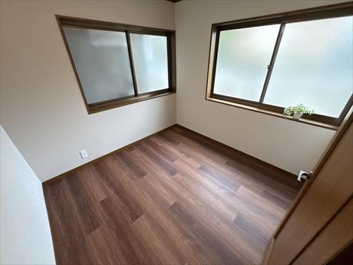 洋室4.25帖