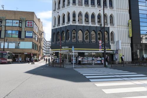 マツモトキヨシ豊田駅前店720m