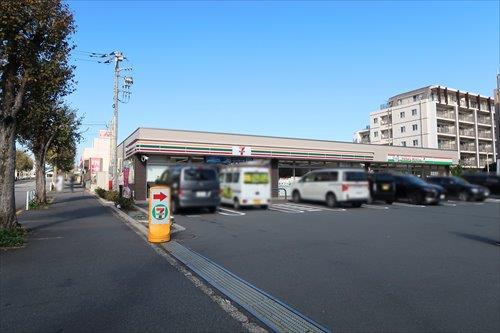 セブンイレブン八王子高尾駅南口店