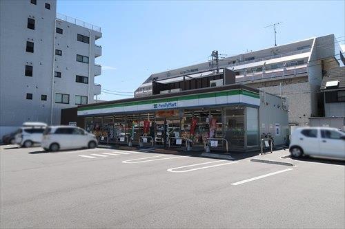 ファミリーマート八王子元横山町店