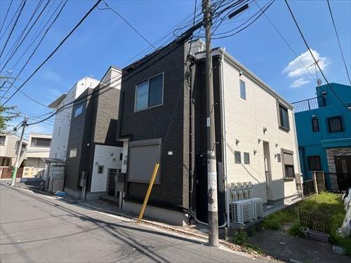 外観1（令和７年７月撮影）