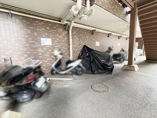 バイク置き場