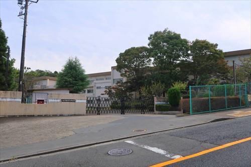 八王子市立中山中学校1680m