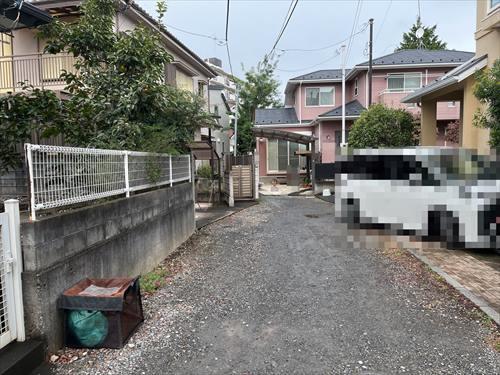 前面道路[南側から撮影]